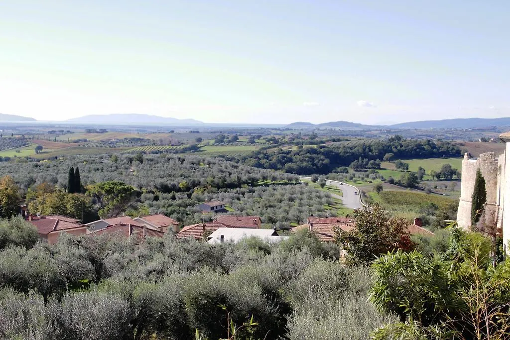 Locanda Delle Mura Anna De Croy Magliano in Toscana 0*,  Włochy
