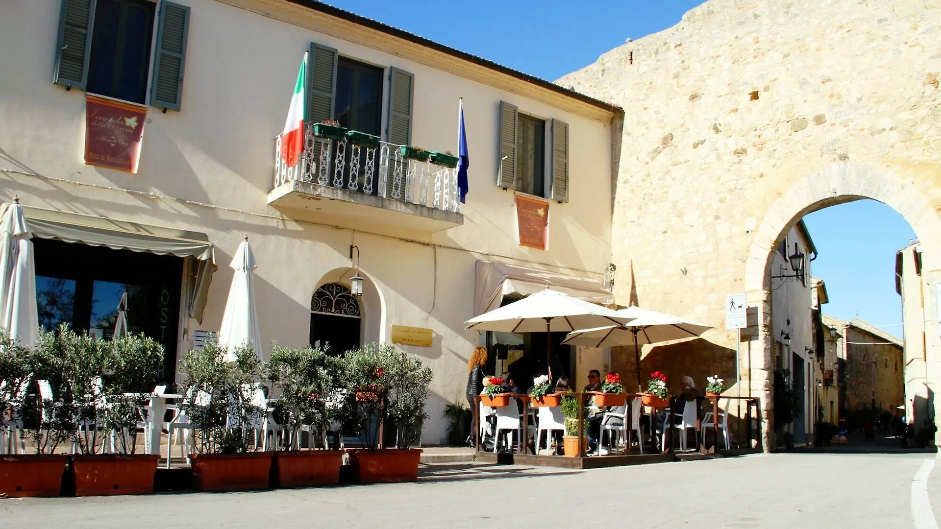 Nocleg ze śniadaniem Locanda Delle Mura Anna De Croy Magliano in Toscana