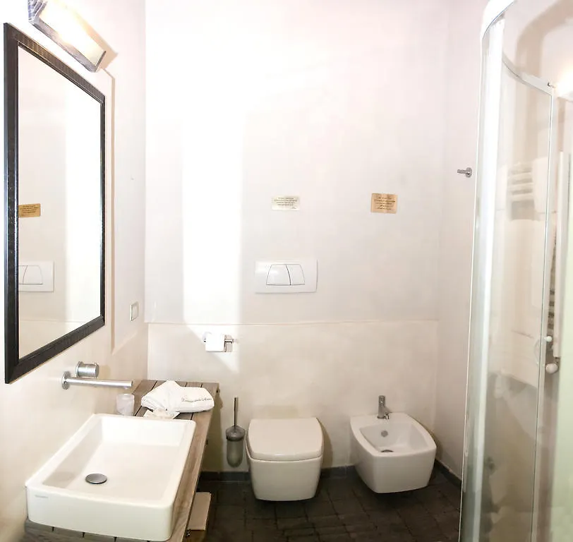 Bed & Breakfast Locanda Delle Mura Anna De Croy Magliano in Toscana